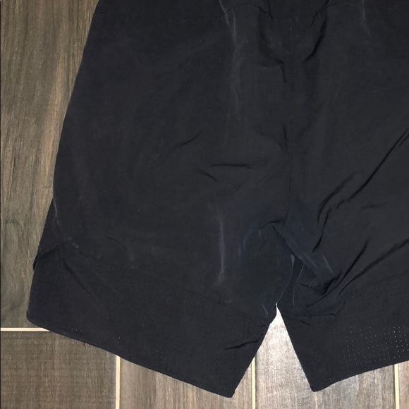 Nike Shorts - Picture 6 of 9